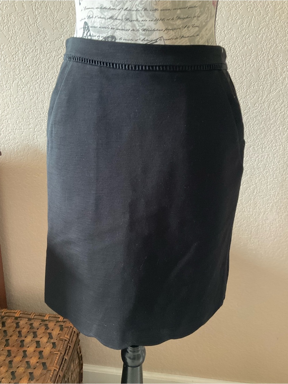 Skies Are Blue Black Pencil Skirt with Waist Trim Size S